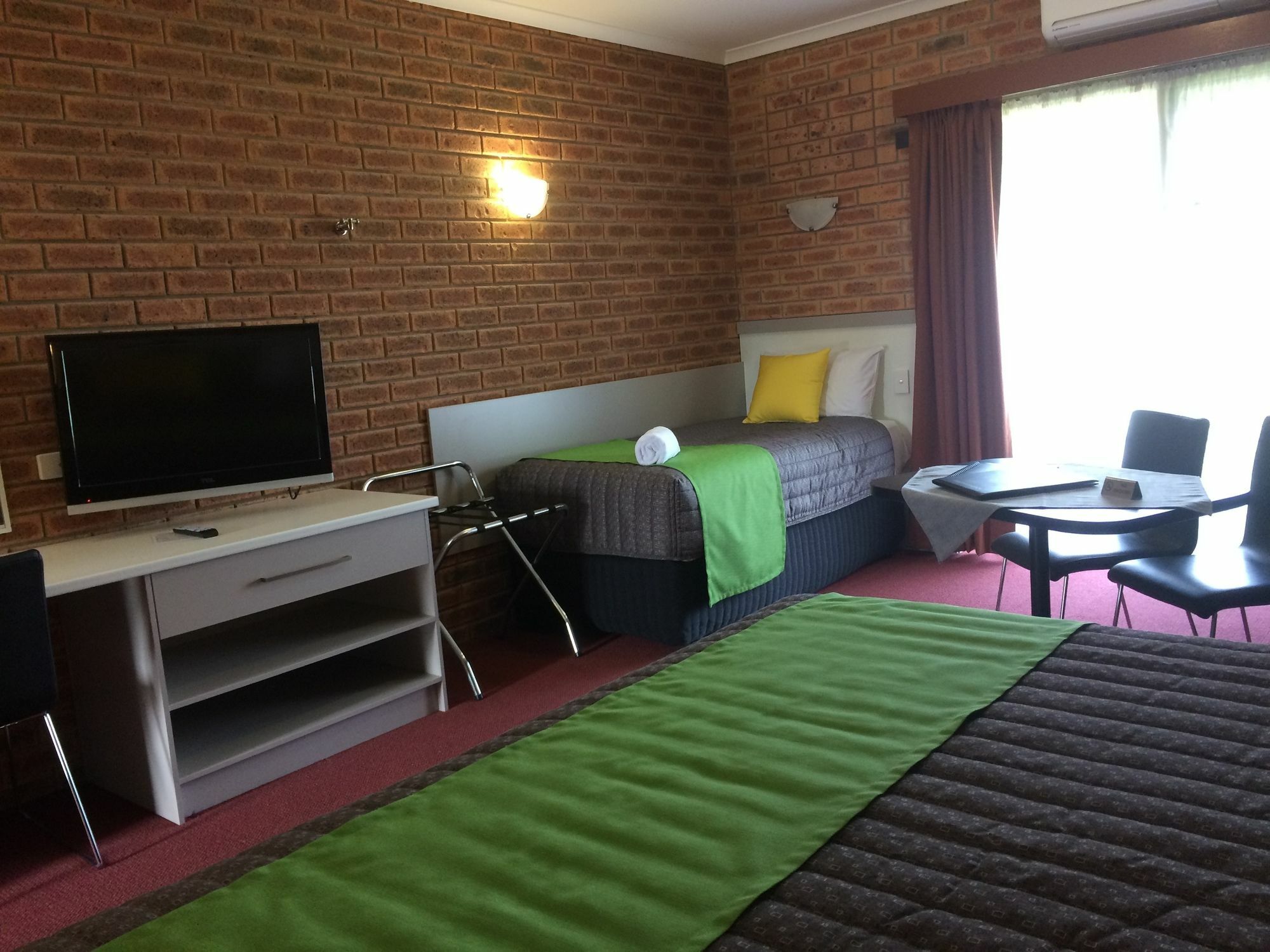 Glider City Motel เบแนลลา ภายนอก รูปภาพ